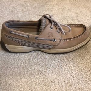 Sperry boat shoes